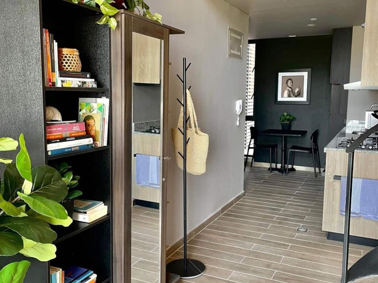 Artful Loft In The Heart Of Historic Center